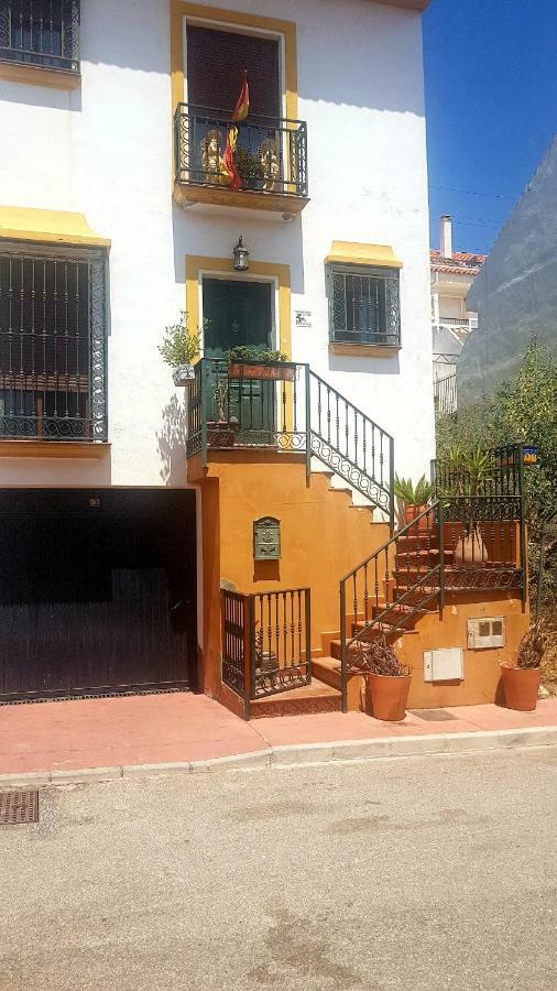 Apartament Excelente Habitacion En Bonita Y Tranquila Casa En Benalmadena Pueblo Zewnętrze zdjęcie