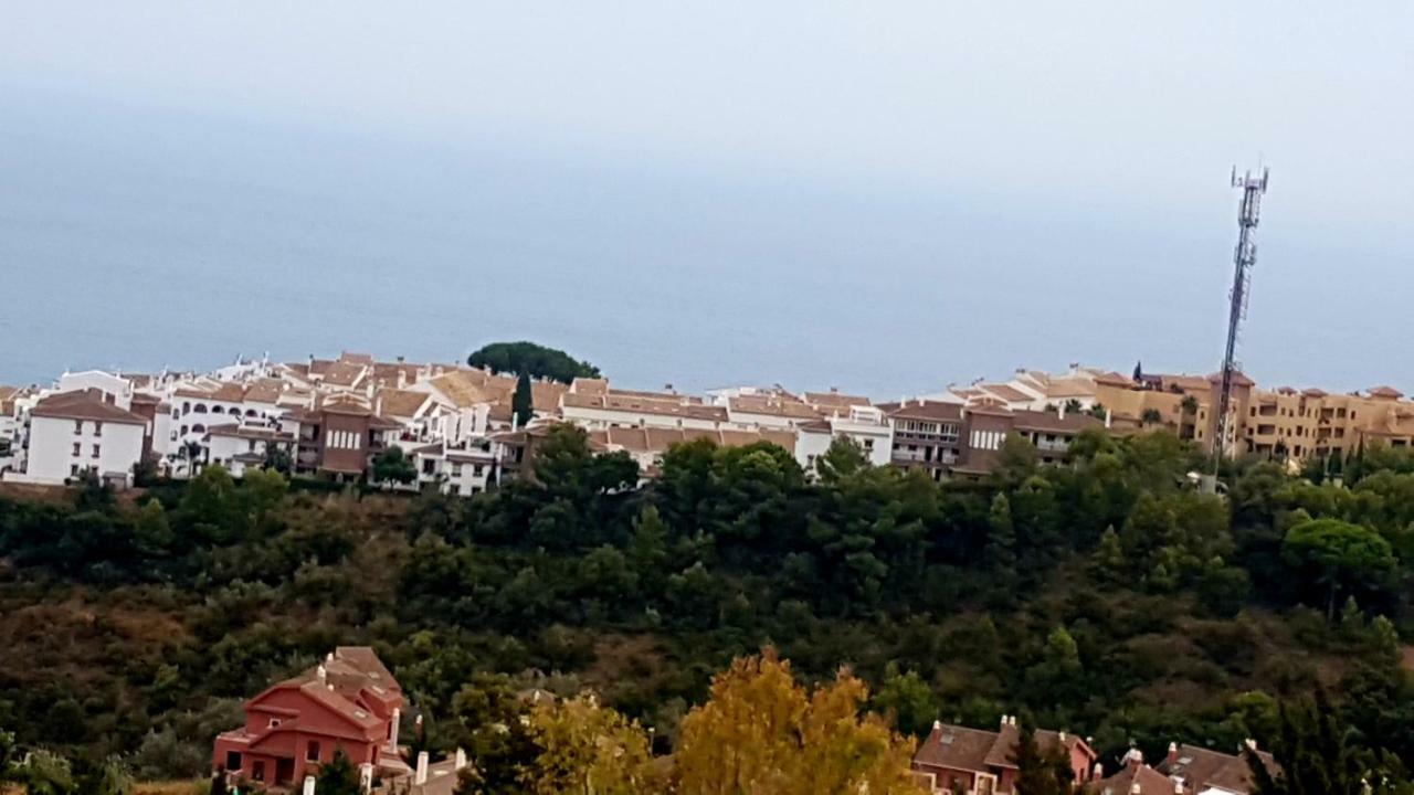 Apartament Excelente Habitacion En Bonita Y Tranquila Casa En Benalmadena Pueblo Zewnętrze zdjęcie